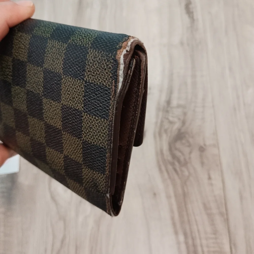 Louis Vuitton Damier Ebene Sarah Wallet